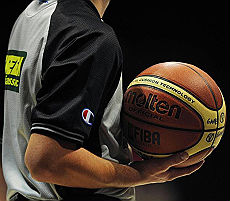 Anche gli arbitri si preparano per un time-out per la vita