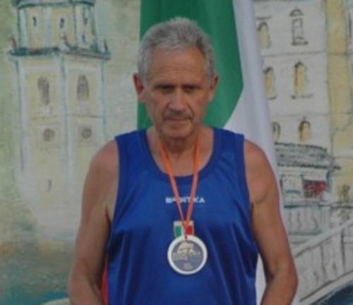 Romolo Pelliccia argento a Budapest. L’atleta orvietano sul podio della 5 km
